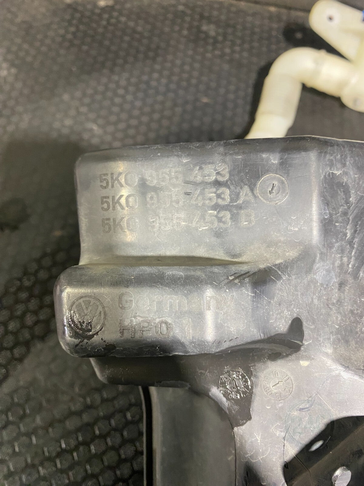 Volkswagen VW Golf Mk6 Windscreen Washer Bottle Tank 5K0955453