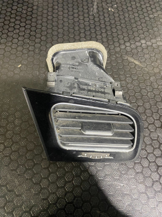 Volkswagen Golf MK7 Right Dash Air Vent 5G2819704