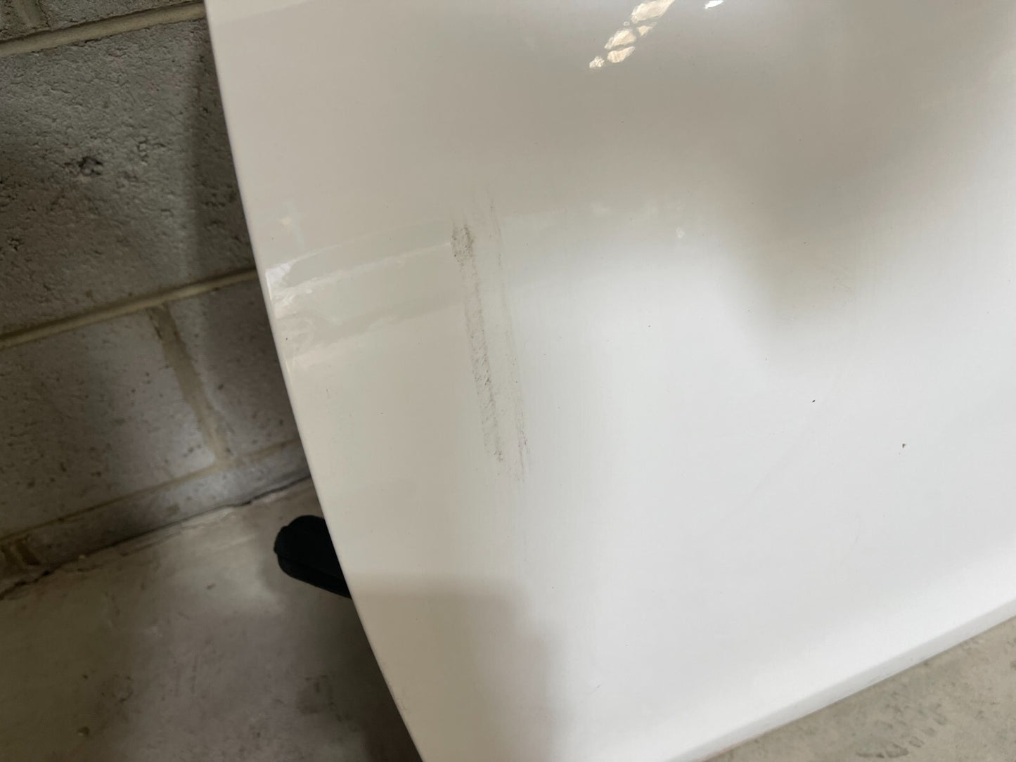 Volkswagen Golf MK6 Front Left Door In White *Freight Available*