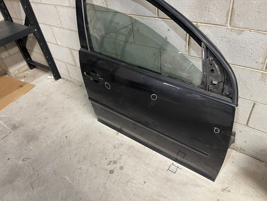 Volkswagen Golf MK5 Front Right Door In Black *Freight Available*