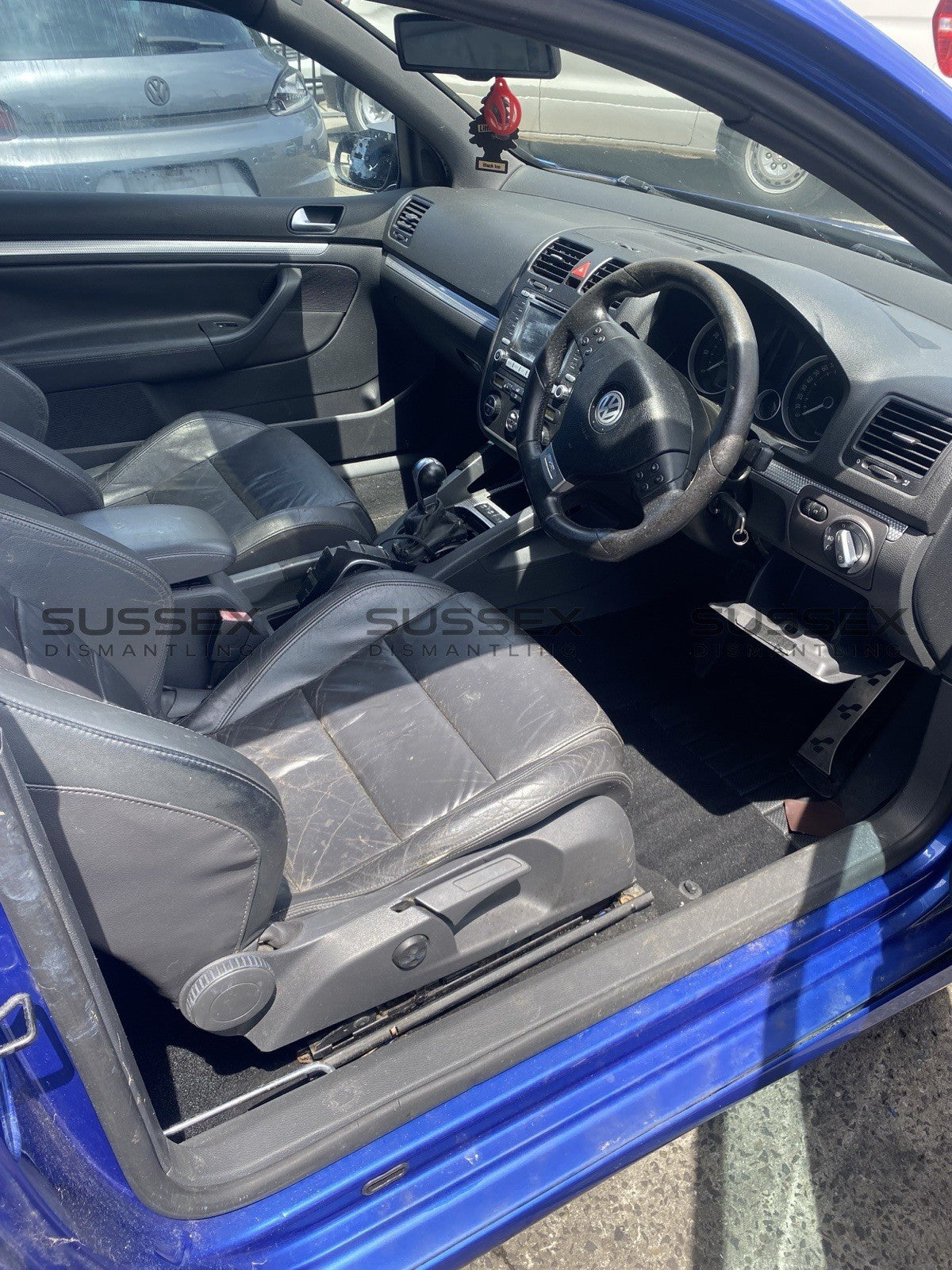 NOW WRECKING Volkswagen Golf 2007 MK5 R32 In Deep Blue Pearl With Only 94,953KM