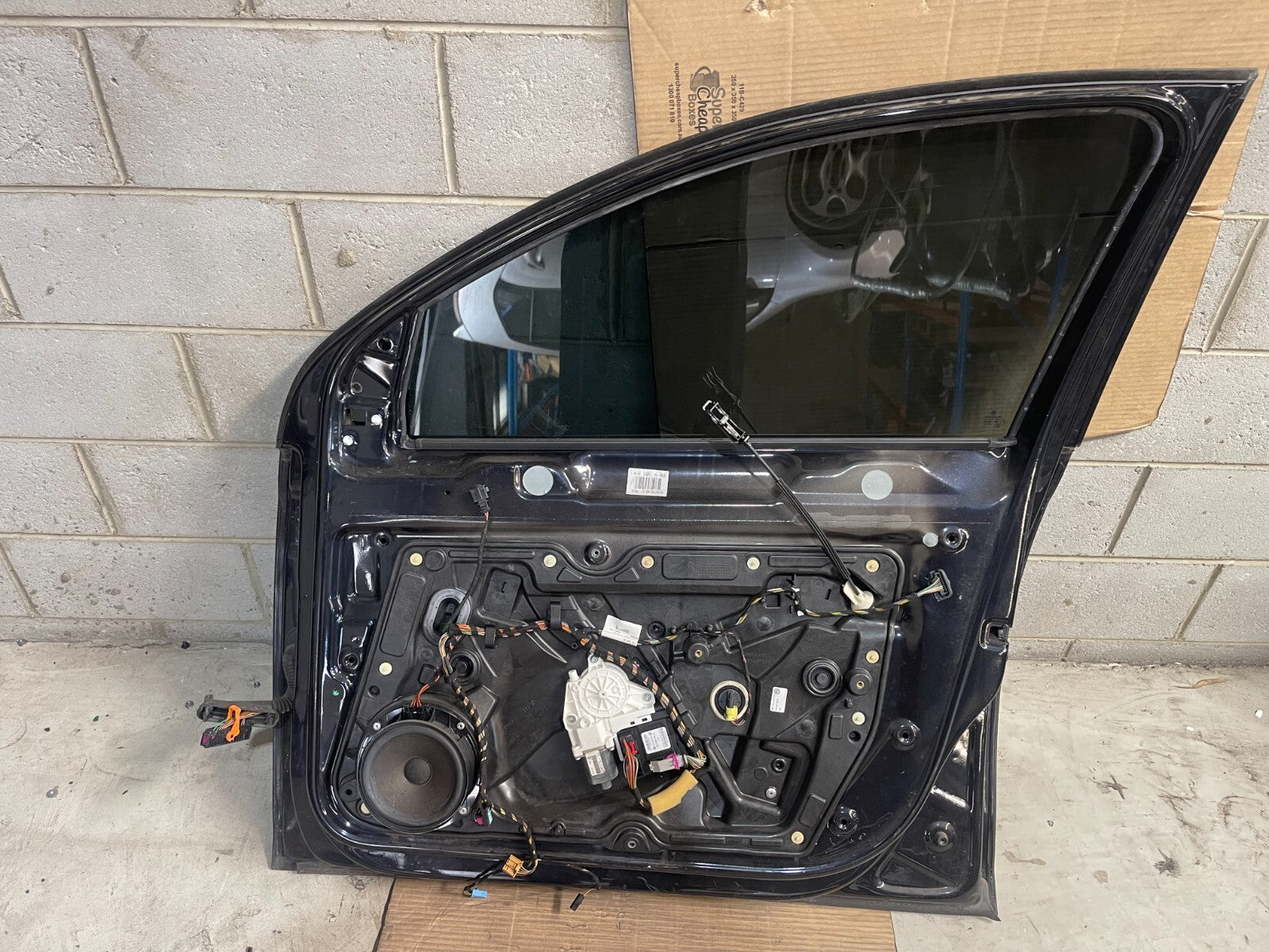 Volkswagen Golf MK6 Front Right Door In Black *Freight Available*