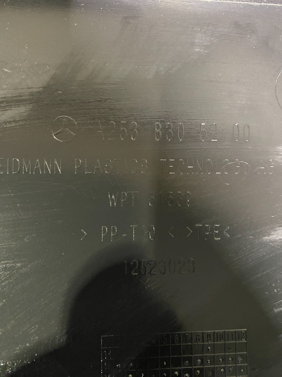 Mercedes-Benz Right Engine Bay Trim Cover A2538305200