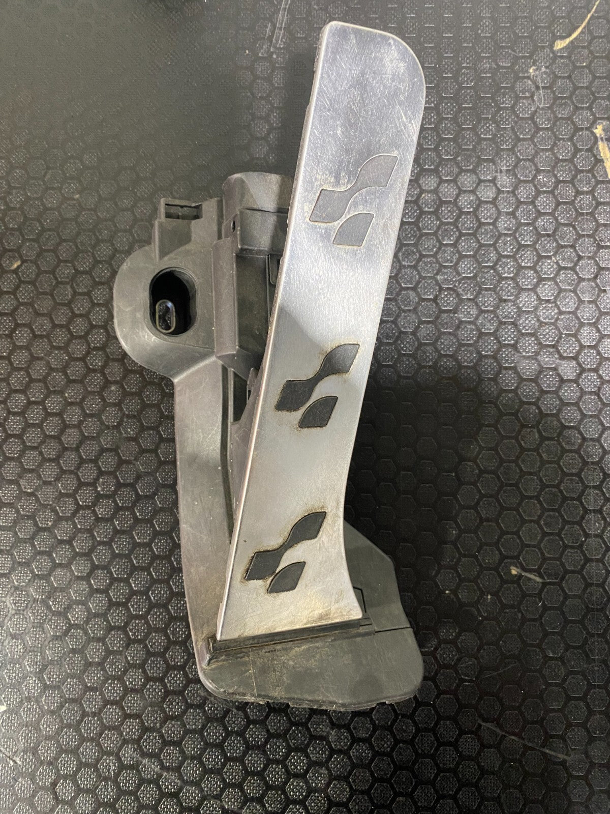 Volkswagen Golf MK5 R32 Accelerator Pedal 1K2723503N