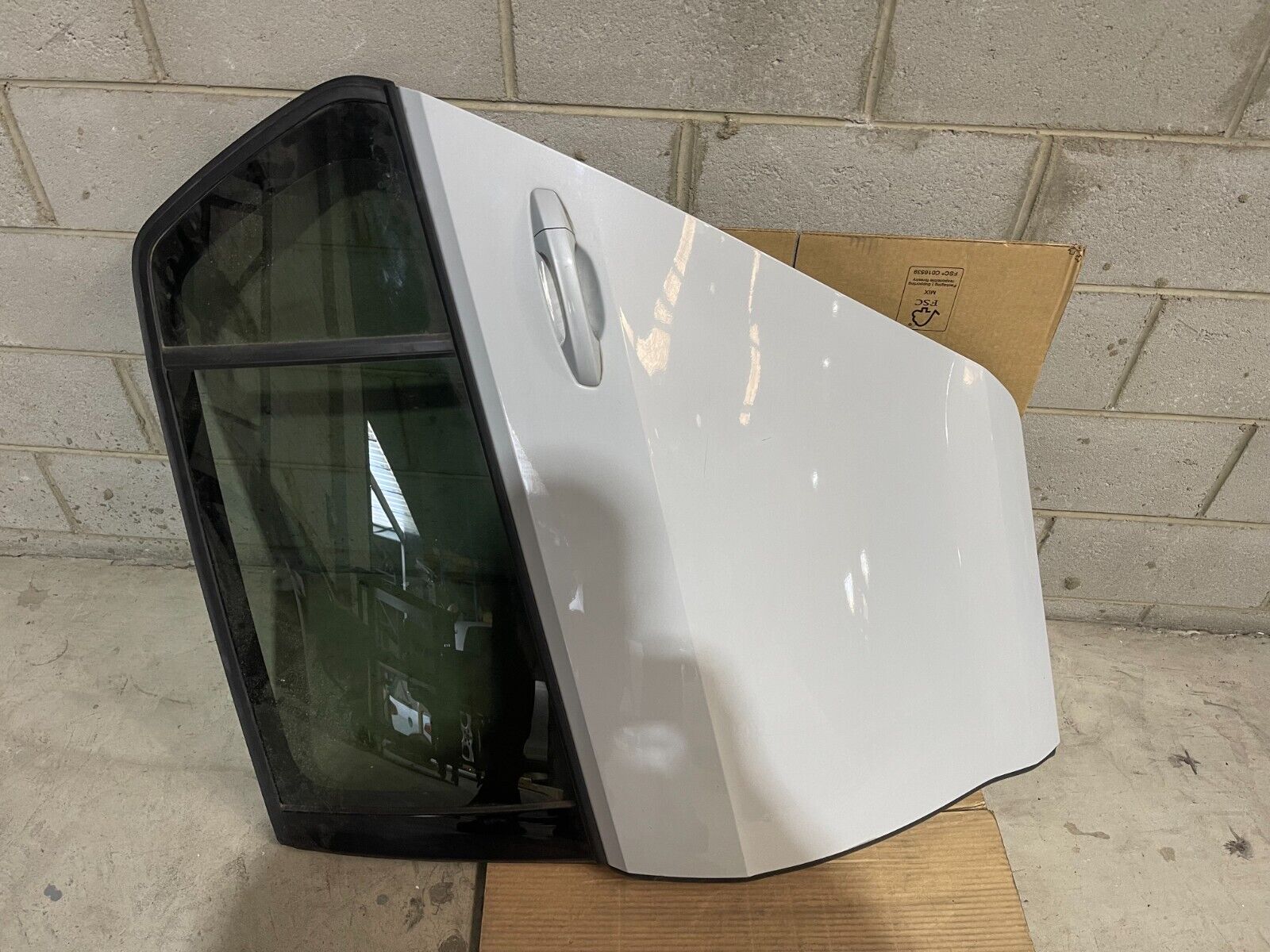 Volkswagen Golf MK7 Rear Left Door In White Silver Metallic *Freight Available*