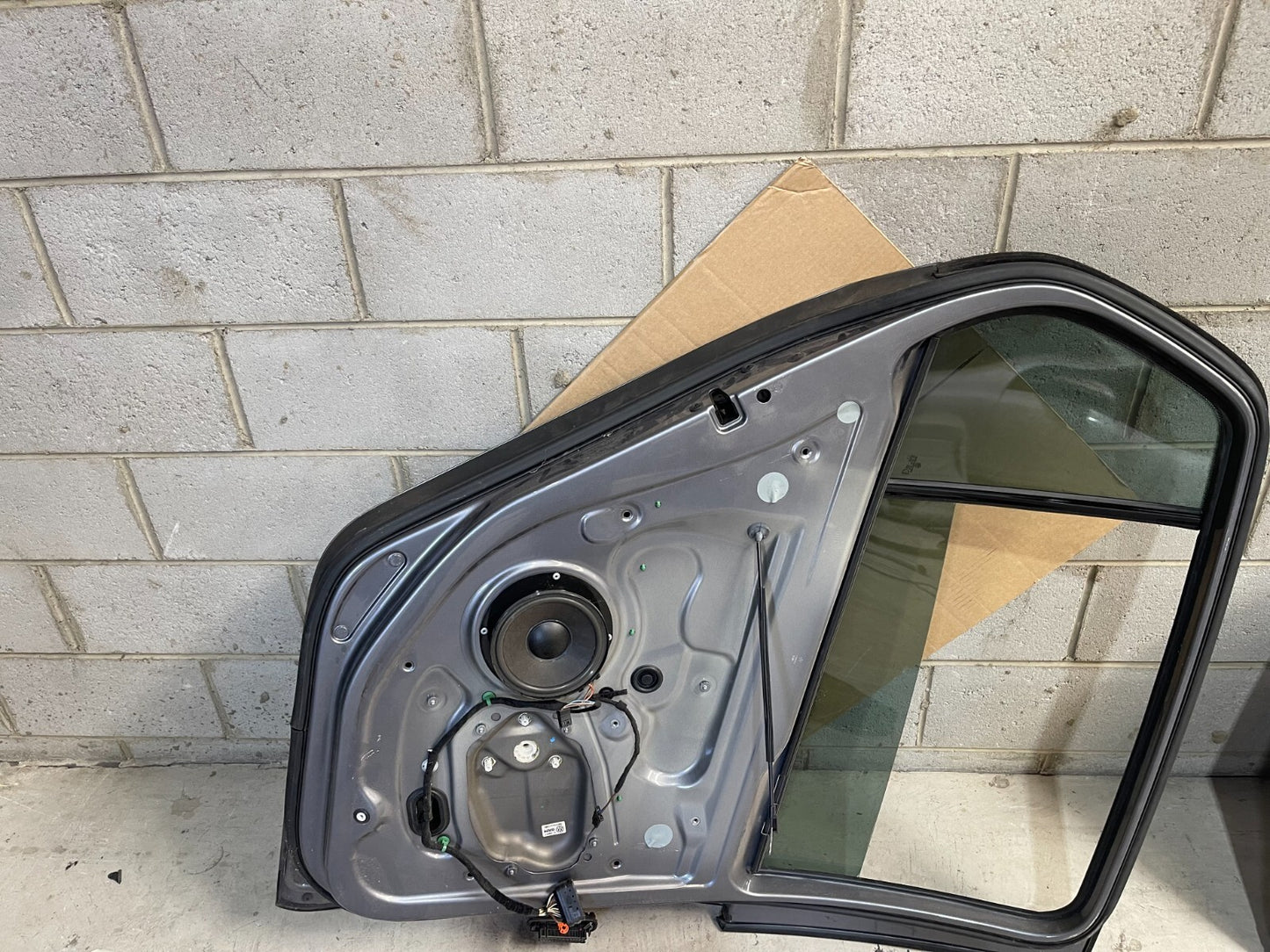 Volkswagen Golf MK5 Rear Left Door In Grey *Freight Available*