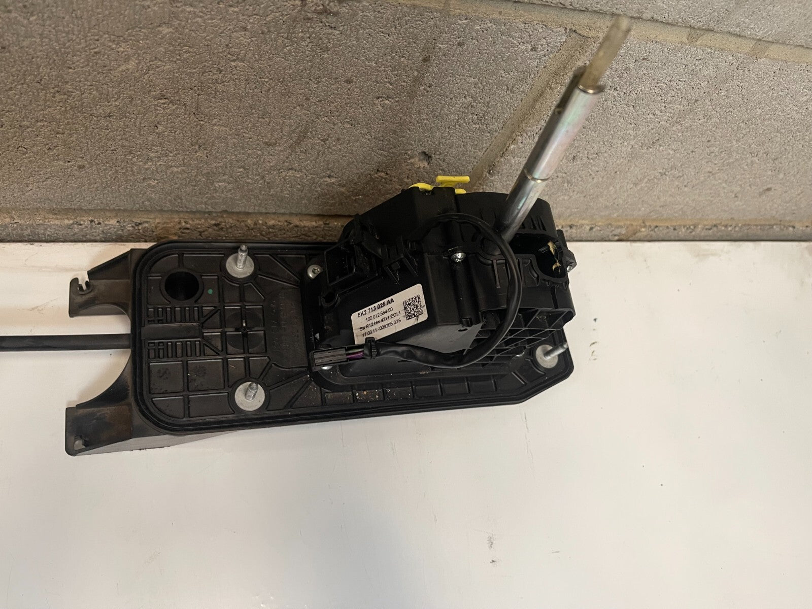VWAG DSG Gear Shifter Selector 5K2713025AA