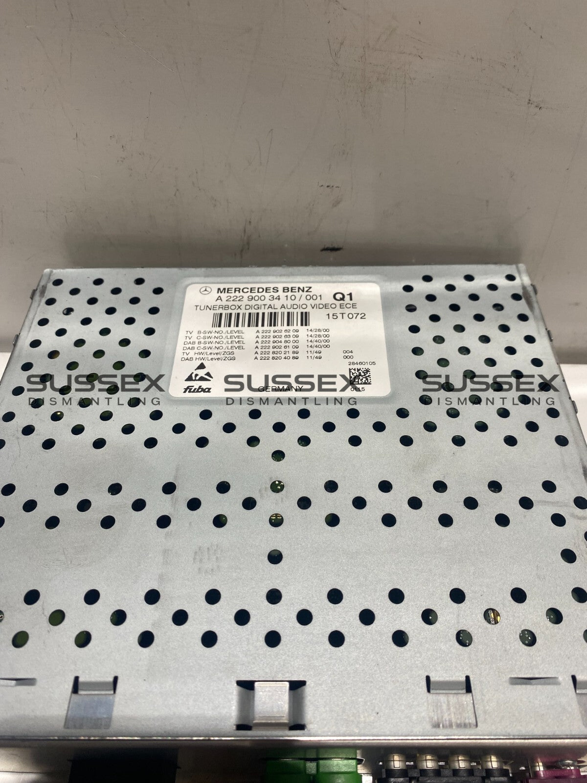 Mercedes-Benz Tunerbox Digital Audio Unit A2229003410