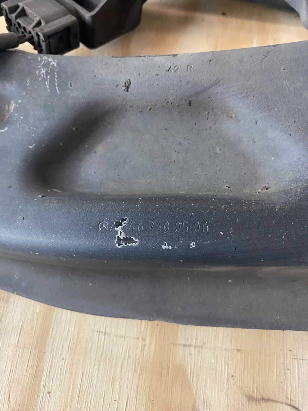Mercedes-Benz CLA A CLASS Rear Left / Right Wishbone A2463500506 A2463500406