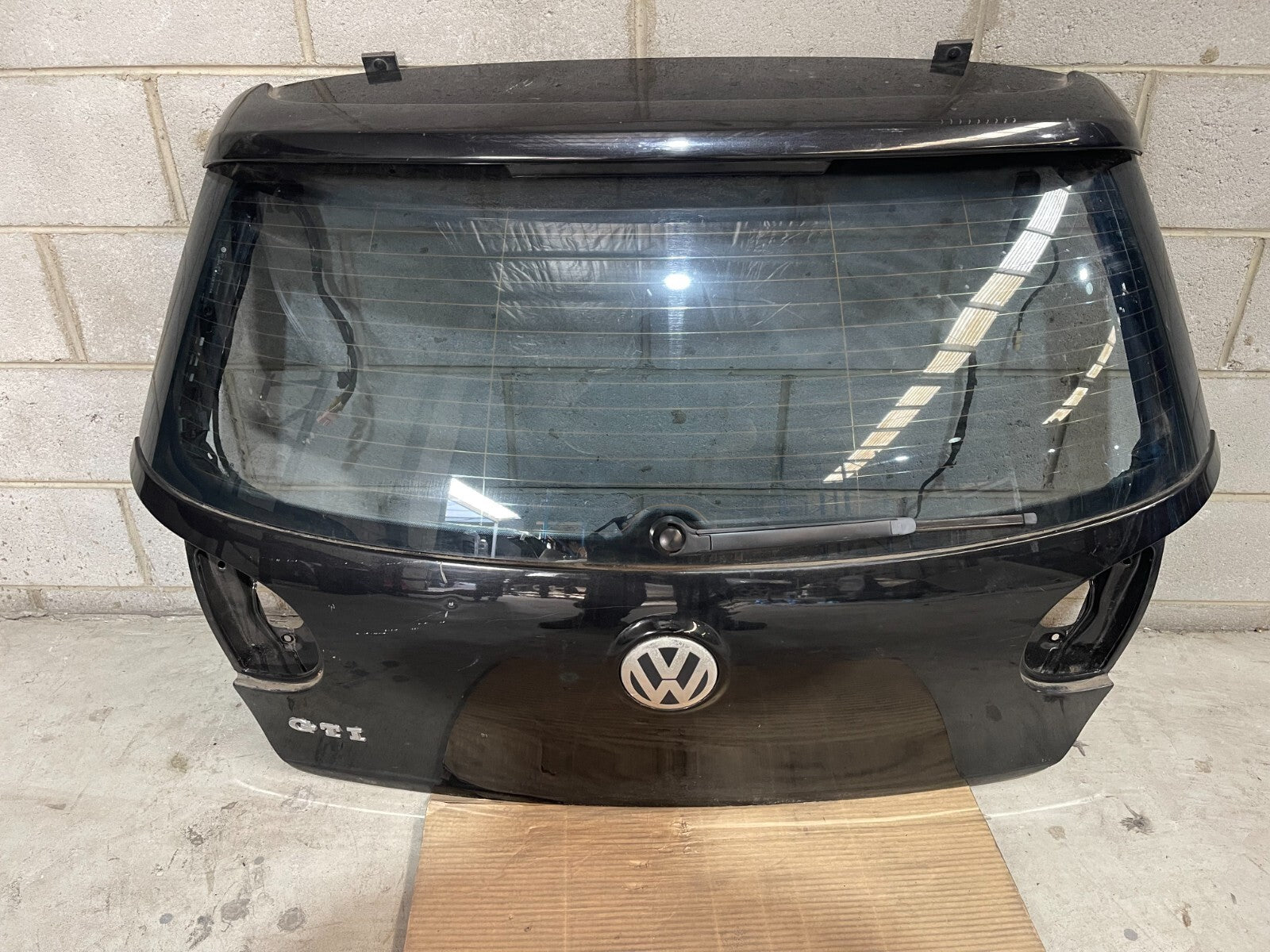 Volkswagen Golf MK5 Boot / Trunk In Black *Freight Available*