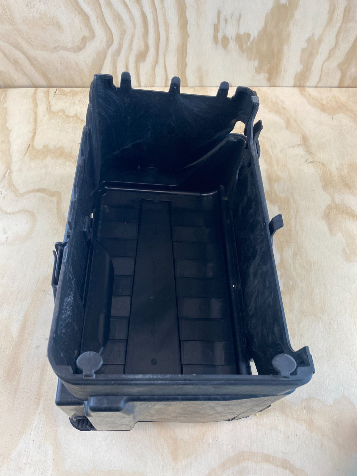 Mercedes-Benz A / B Class Battery Box A2465410205 / A 246 541 02 05