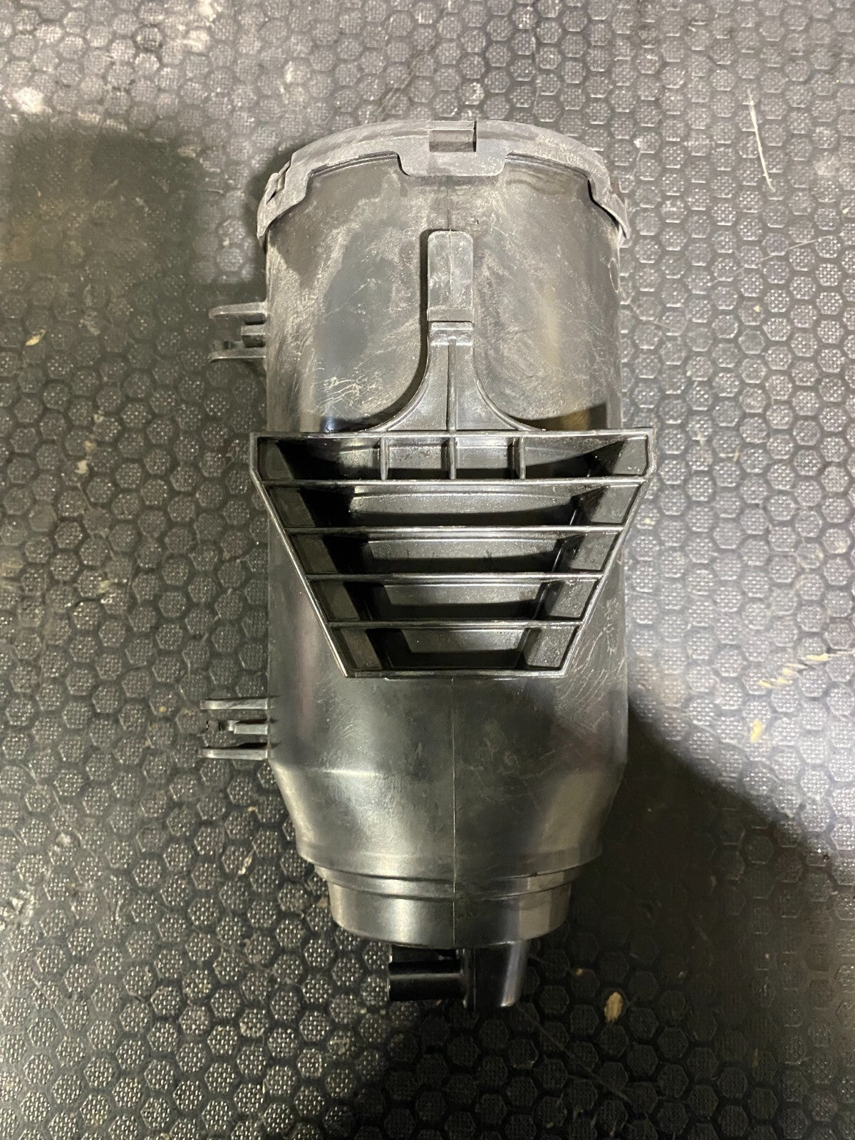 Mercedes-Benz C63s 2019-2021 Rear Carbon Filter/ Charcoal Can A0004705000