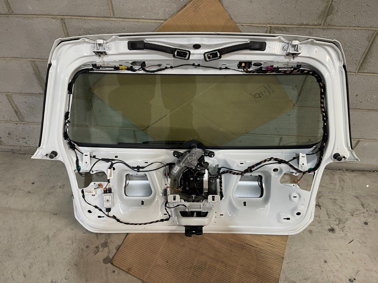 Volkswagen Golf MK7 Boot / Trunk In White *Freight Available*