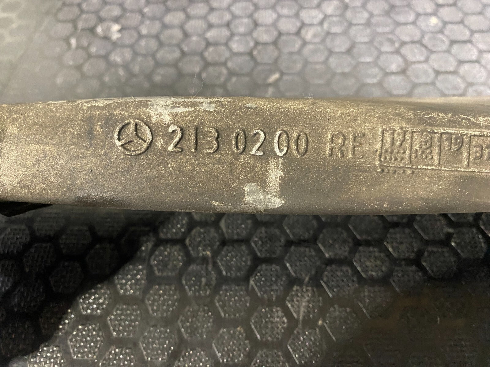 Mercedes-Benz Front Right Wish Bone A2130200RE