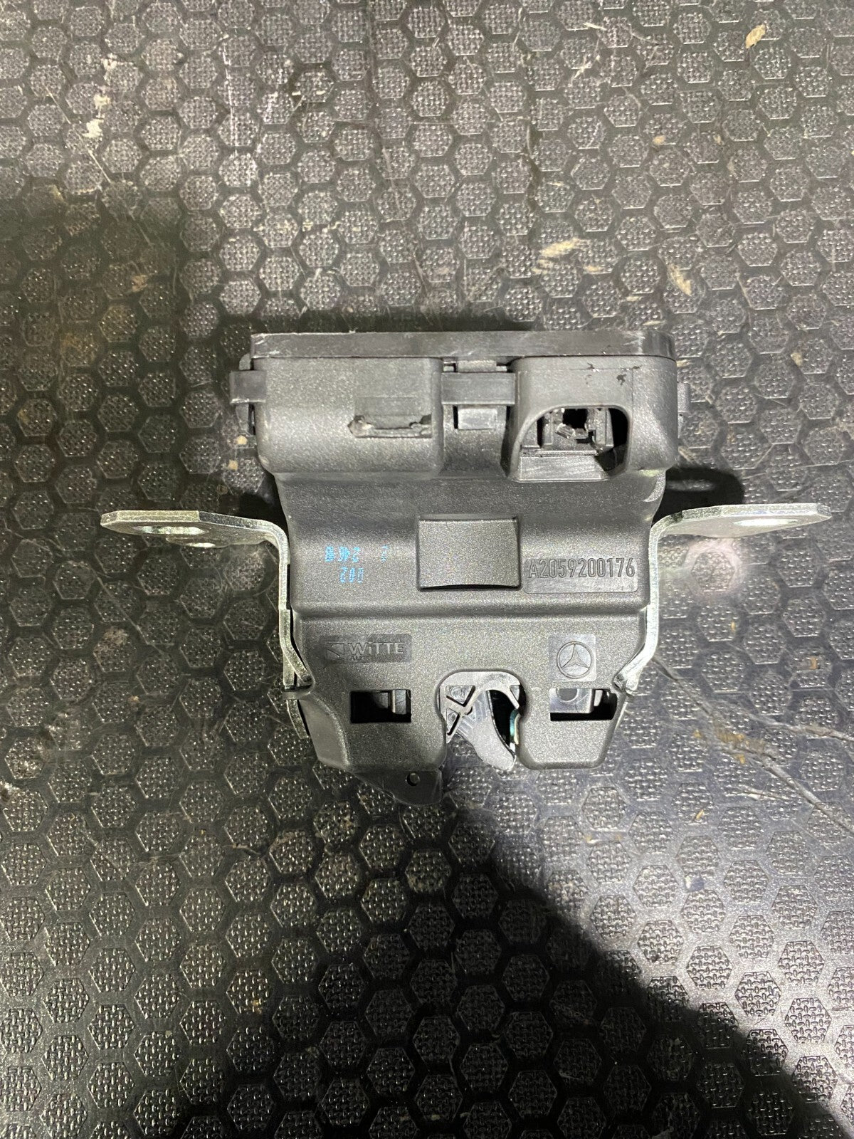Mercedes-Benz C63s 2019-2021 Boot Lock Latch Catch Actuator A2059200176