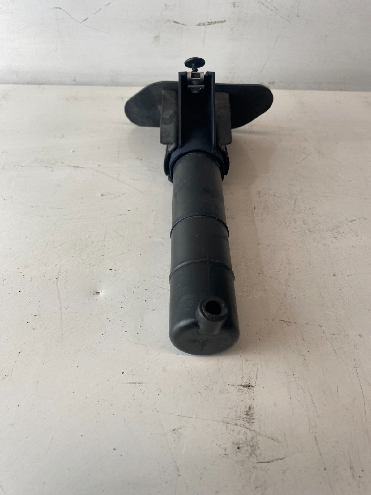 Volkswagen Scirocco Front Right Headlight Washer In Blue 2009-2014 1K8807942B