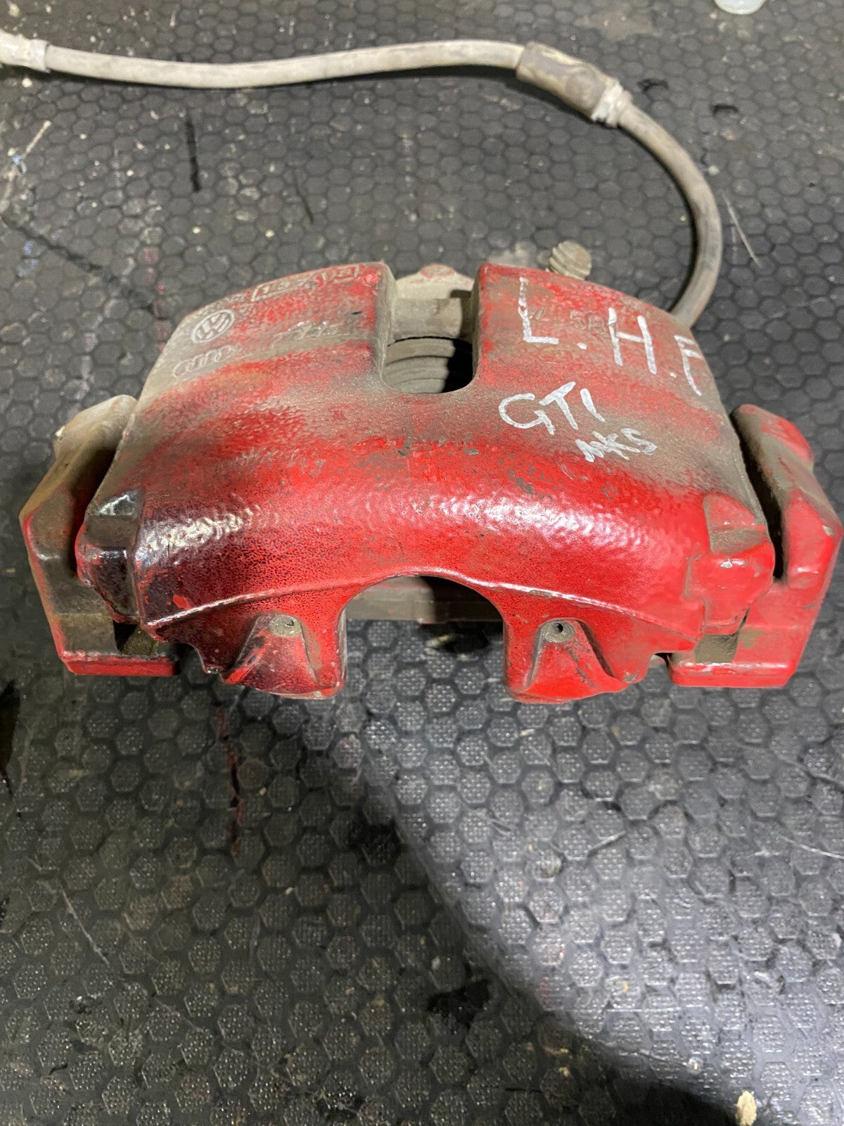 VOLKSWAGEN GOLF MK5 GTi FRONT BRAKE CALIPER - PASSENGER SIDE 05-09 VW LEFT