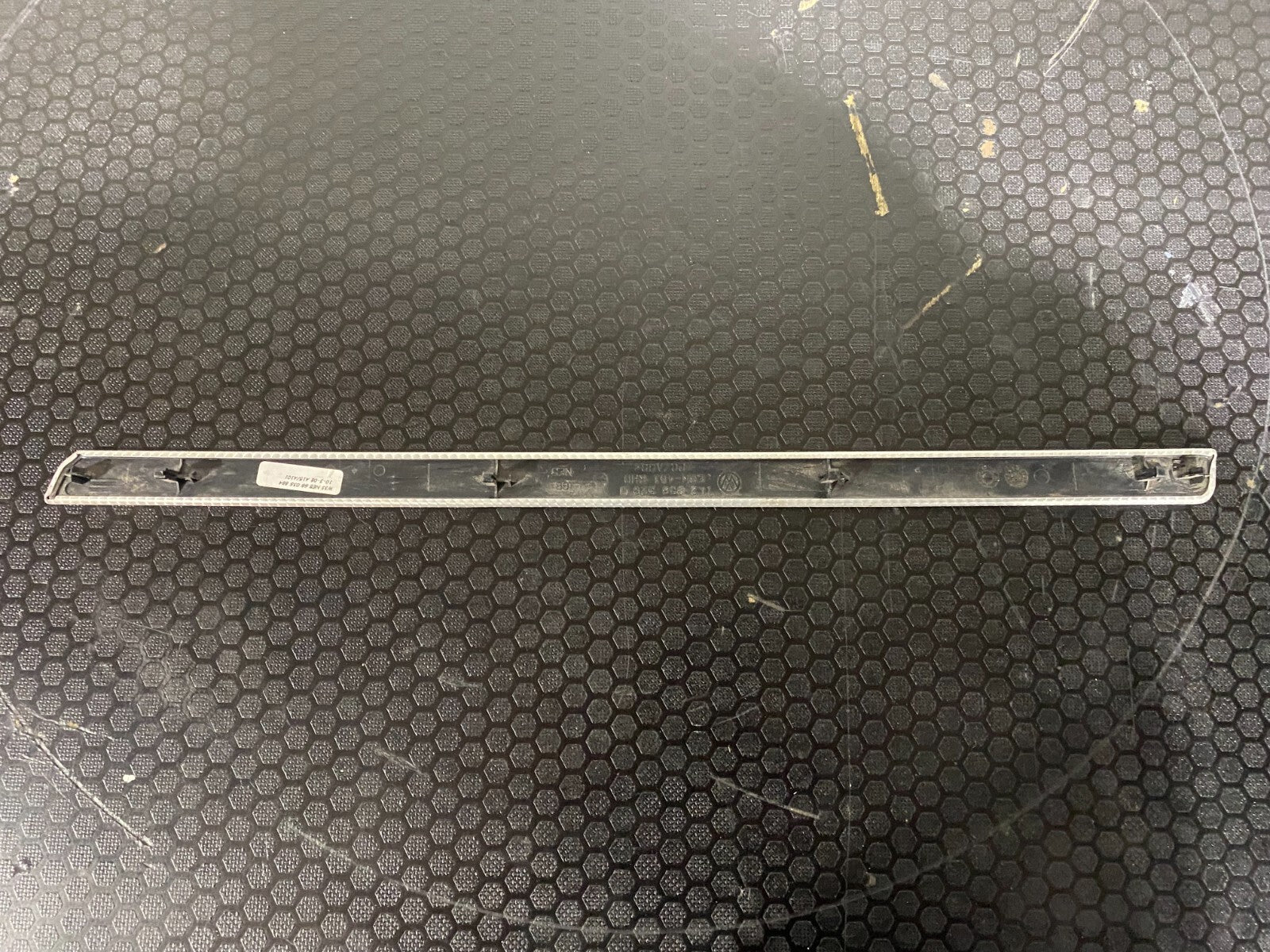 Volkswagen Golf Mk5 R32 2003-2008 Left Side Dash Trim 1K2858529B