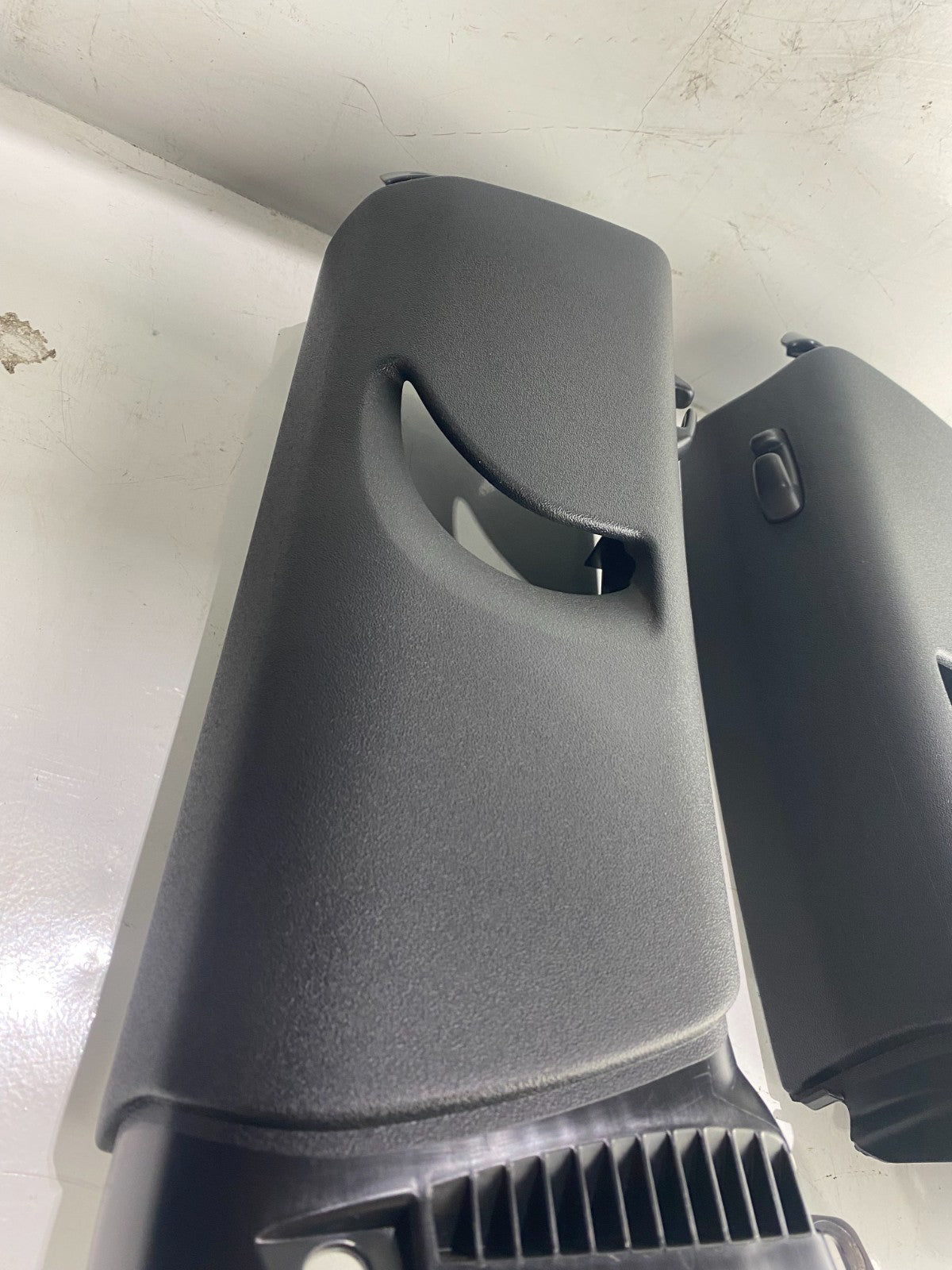 Volkswagen Scirocco 2008-2016 Scirocco B Pillar Set 1K8867243C 1K8867244C