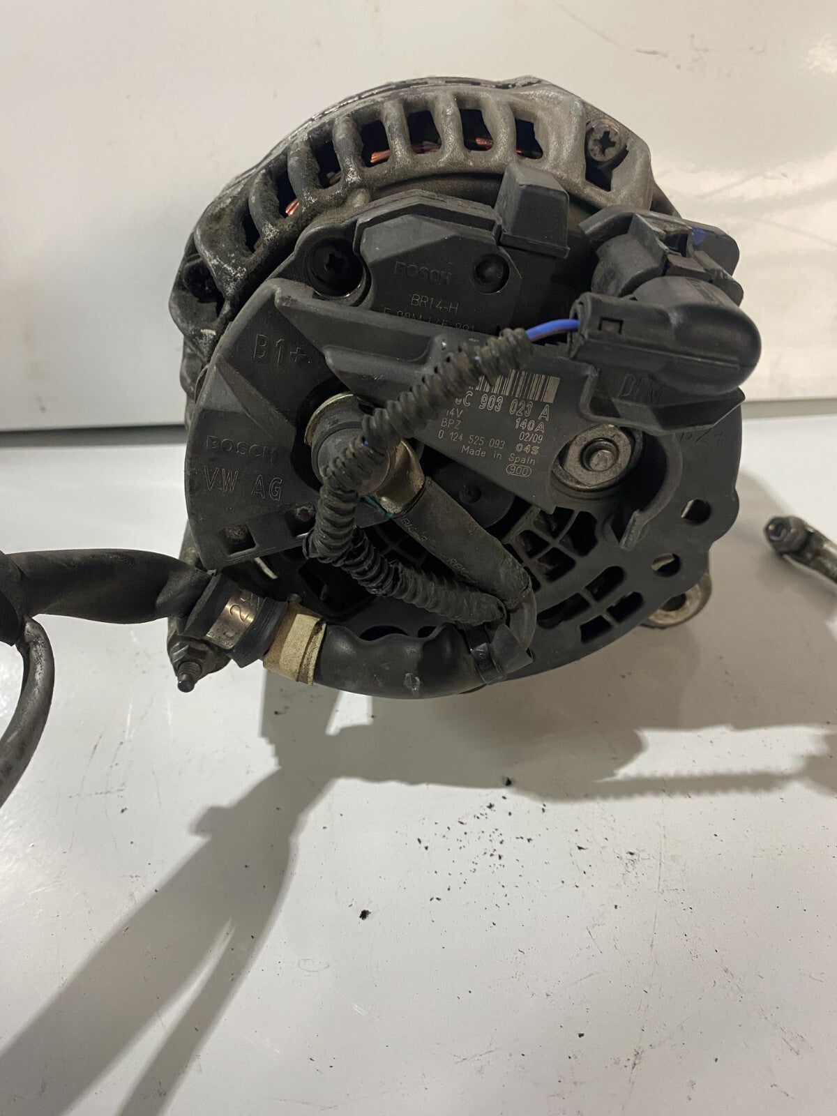 VWAG Alternator 03C903023A