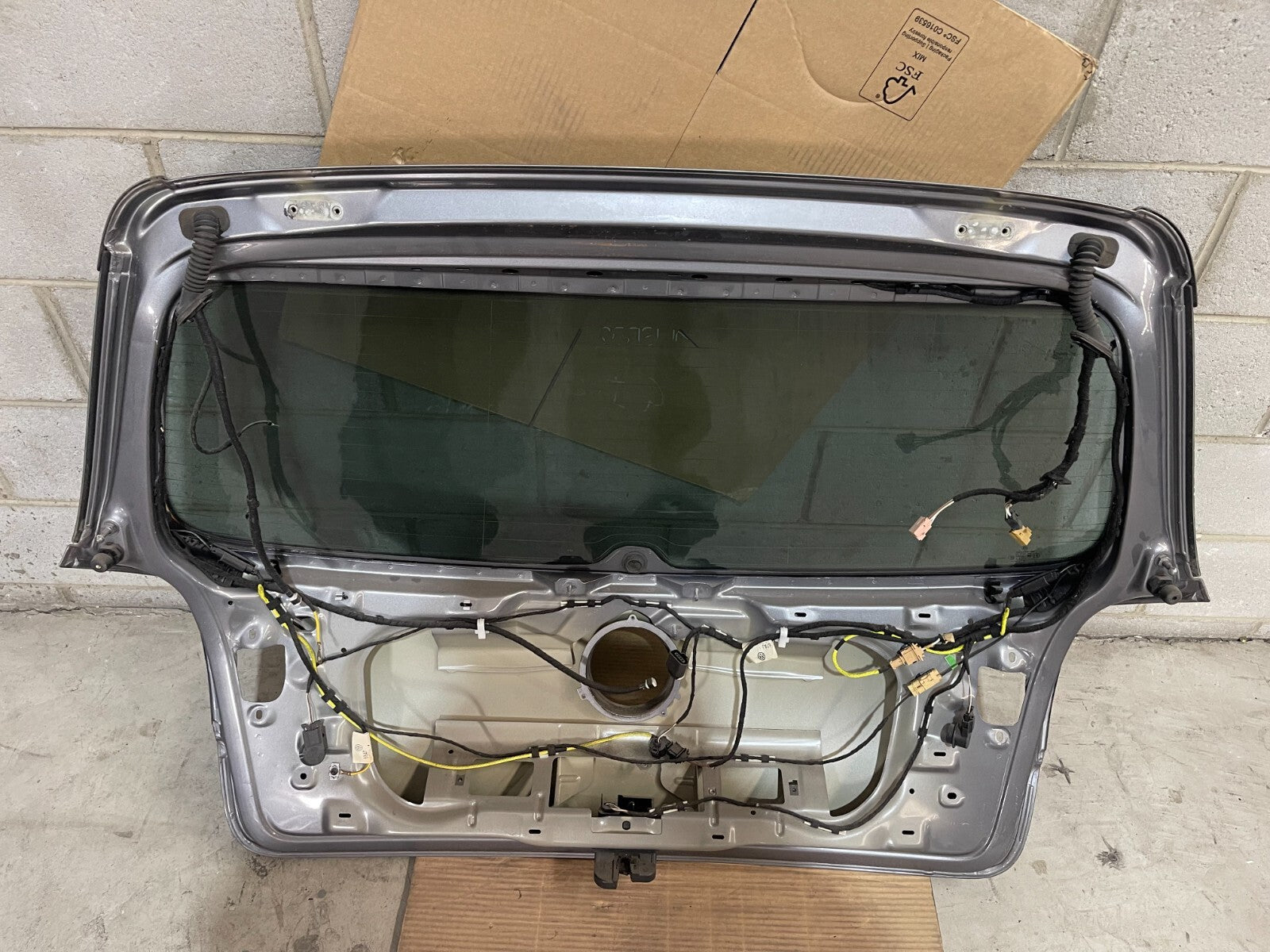 Volkswagen Golf MK5 Boot / Trunk In Grey *Freight Available*