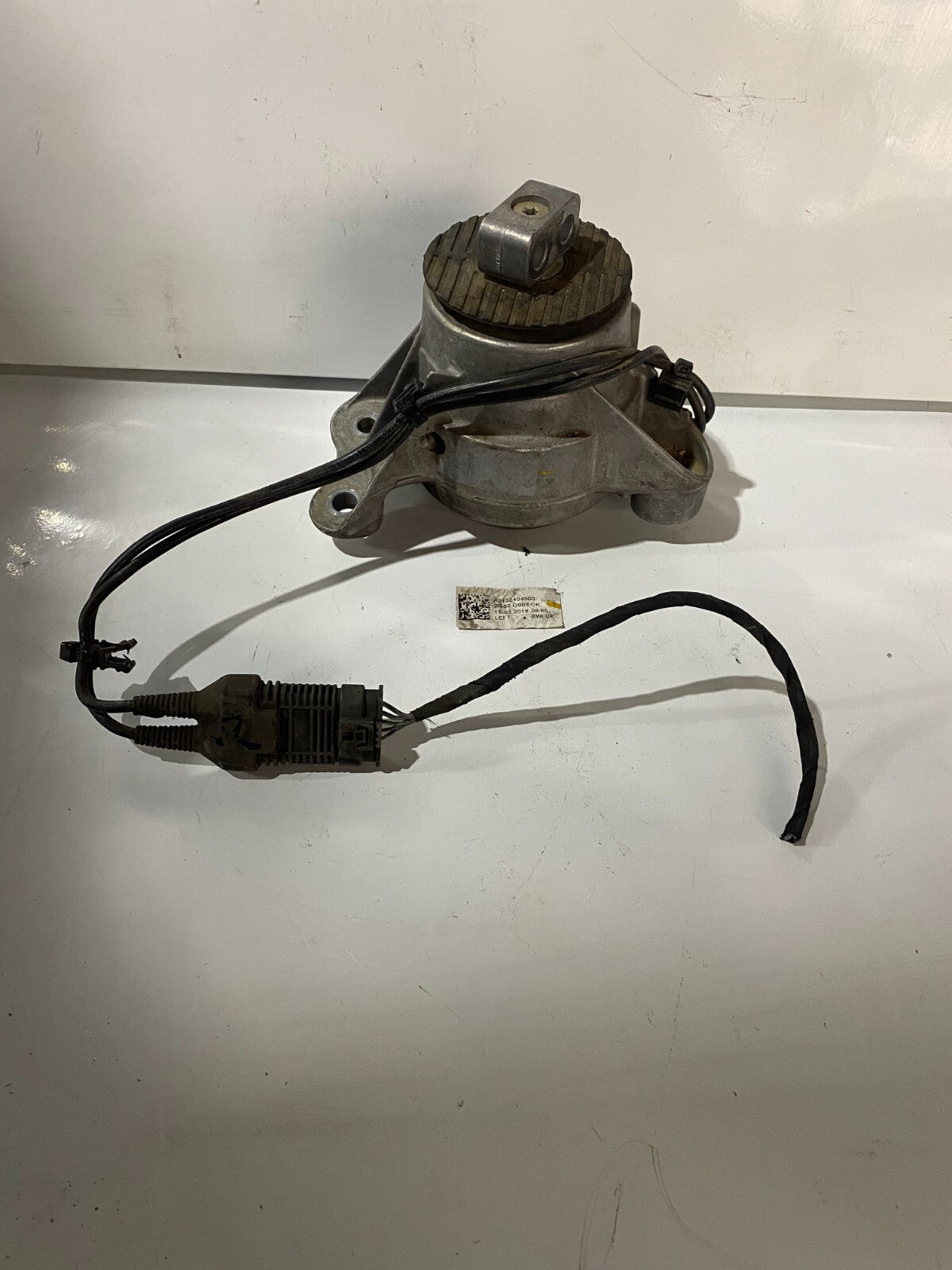 Mercedes-Benz GLC63s Left Active Engine Mount A2132404300