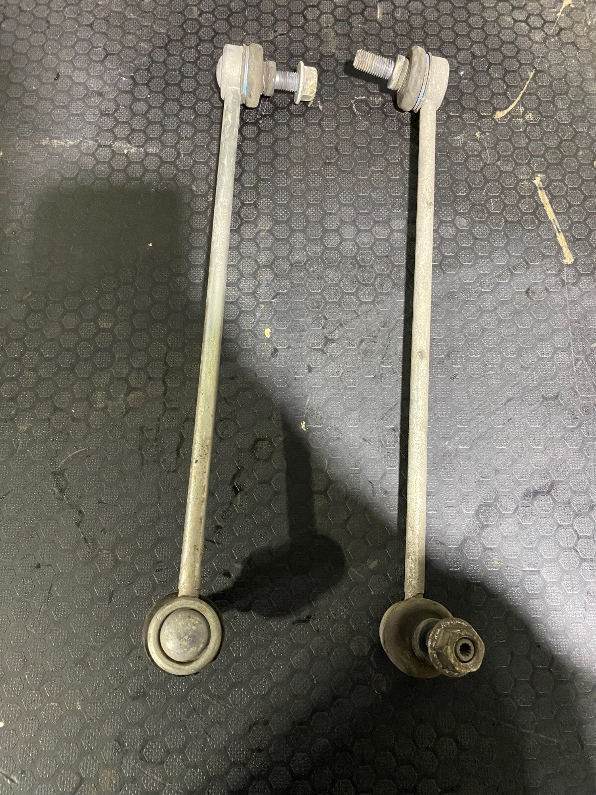 Volkswagen Golf Front Sway Bar Link Set 1K0411315R