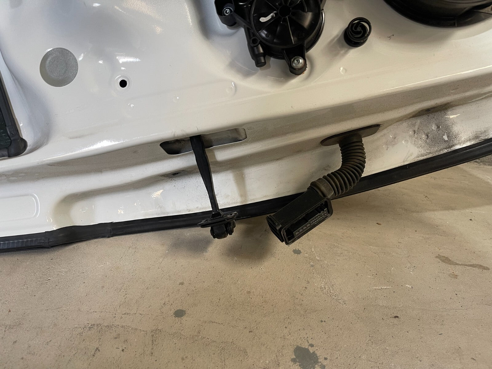 Volkswagen Golf MK7 Rear Right Door In White *Freight Available*