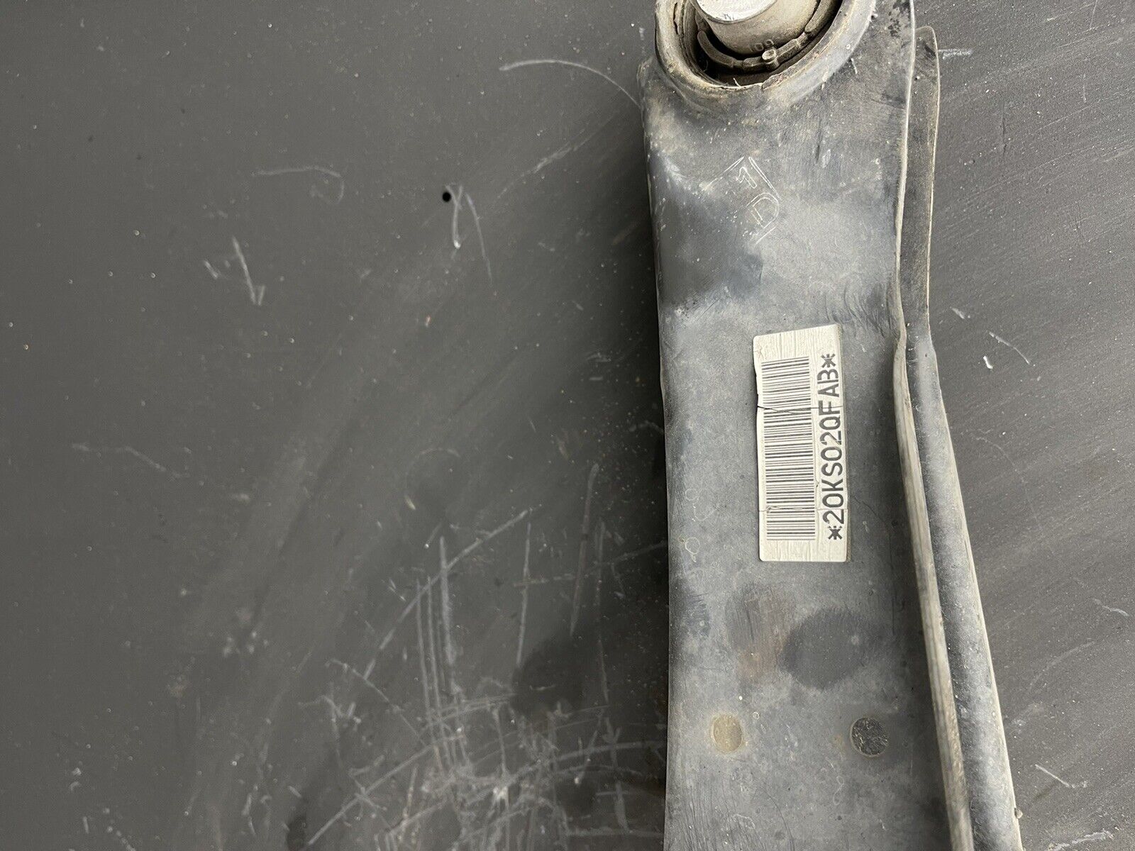 VOLKSWAGEN GOLF JETTA REAR LEFT WISHBONE CONTROL ARM 