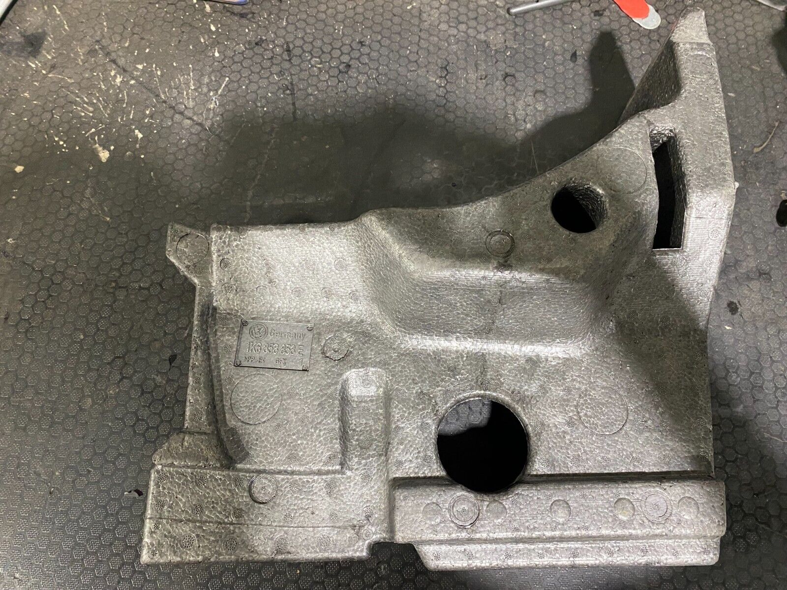 Volkswagen MK5 R32 Boot Trunk Foam With Tow Hook And Screwdriver 1K6858858E