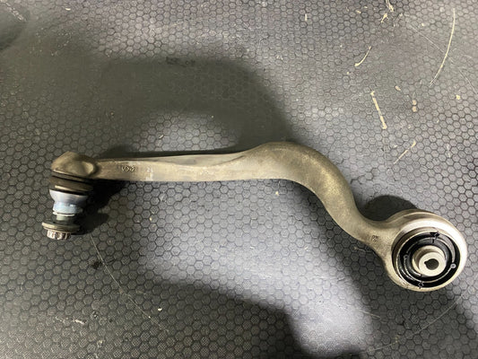 Mercedes-Benz Front Right Wish Bone A2130200RE