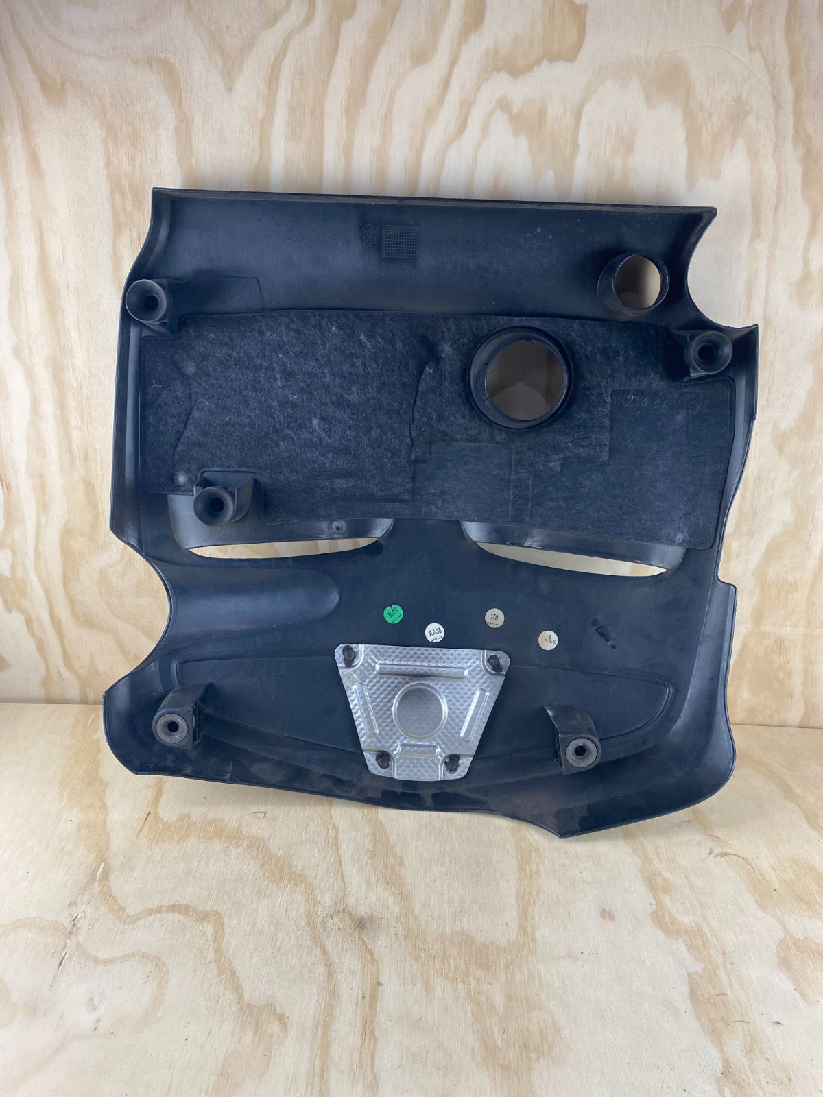 Mercedes-Benz  CLA GLA A 250 2.0L Petrol Turbo Engine Cover A2700102801