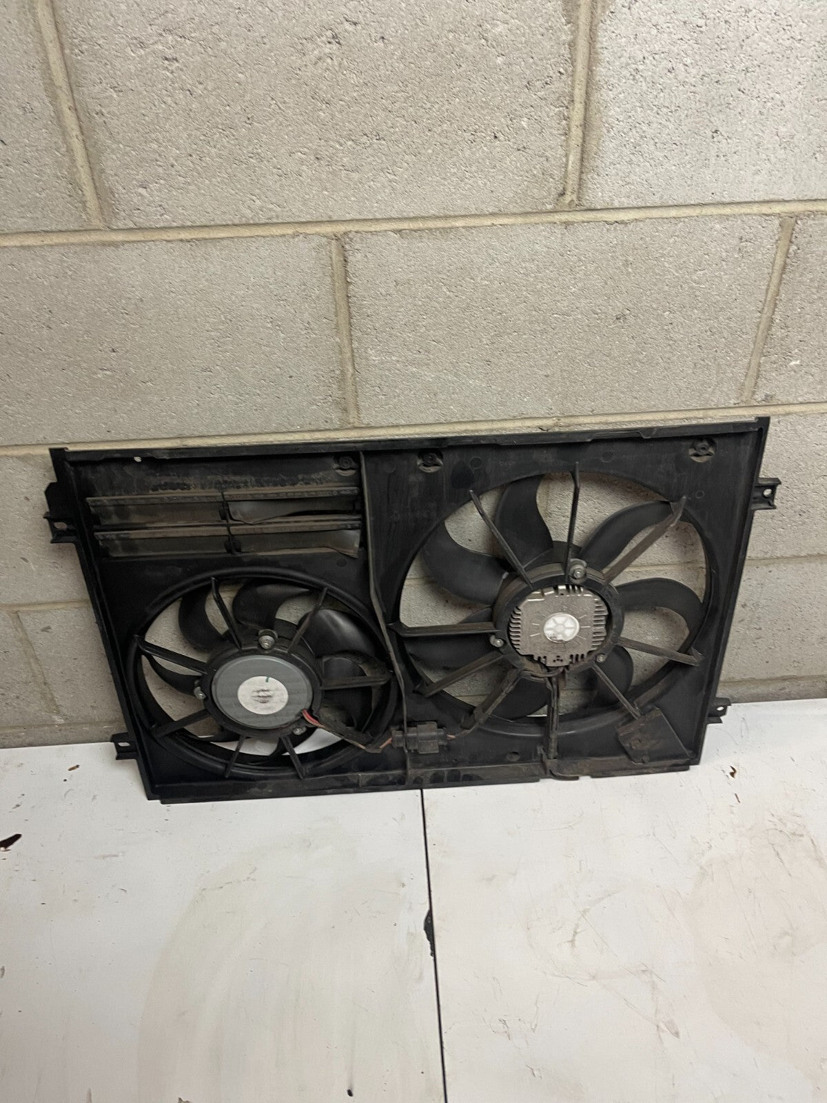 VWAG Engine Fan 1K0121207AD