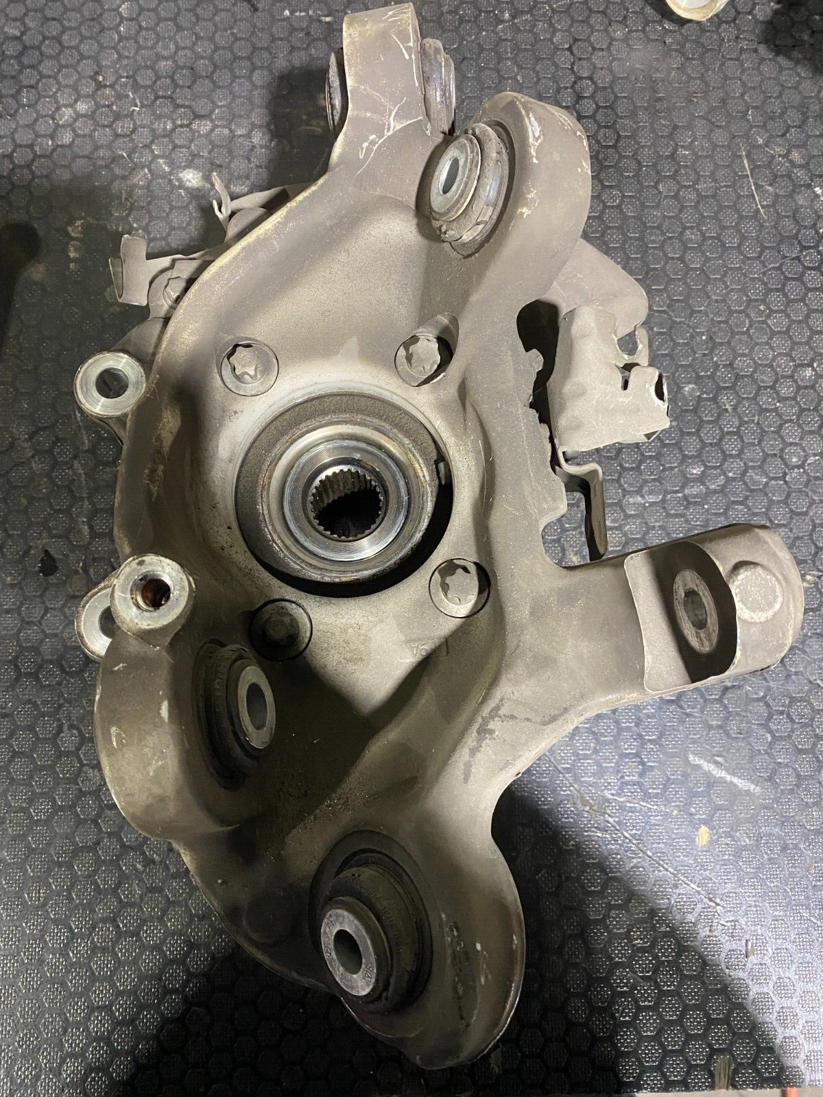 Mercedes-Benz C63s 2019-2021 Rear Left Hub W/ Bearing A2053300