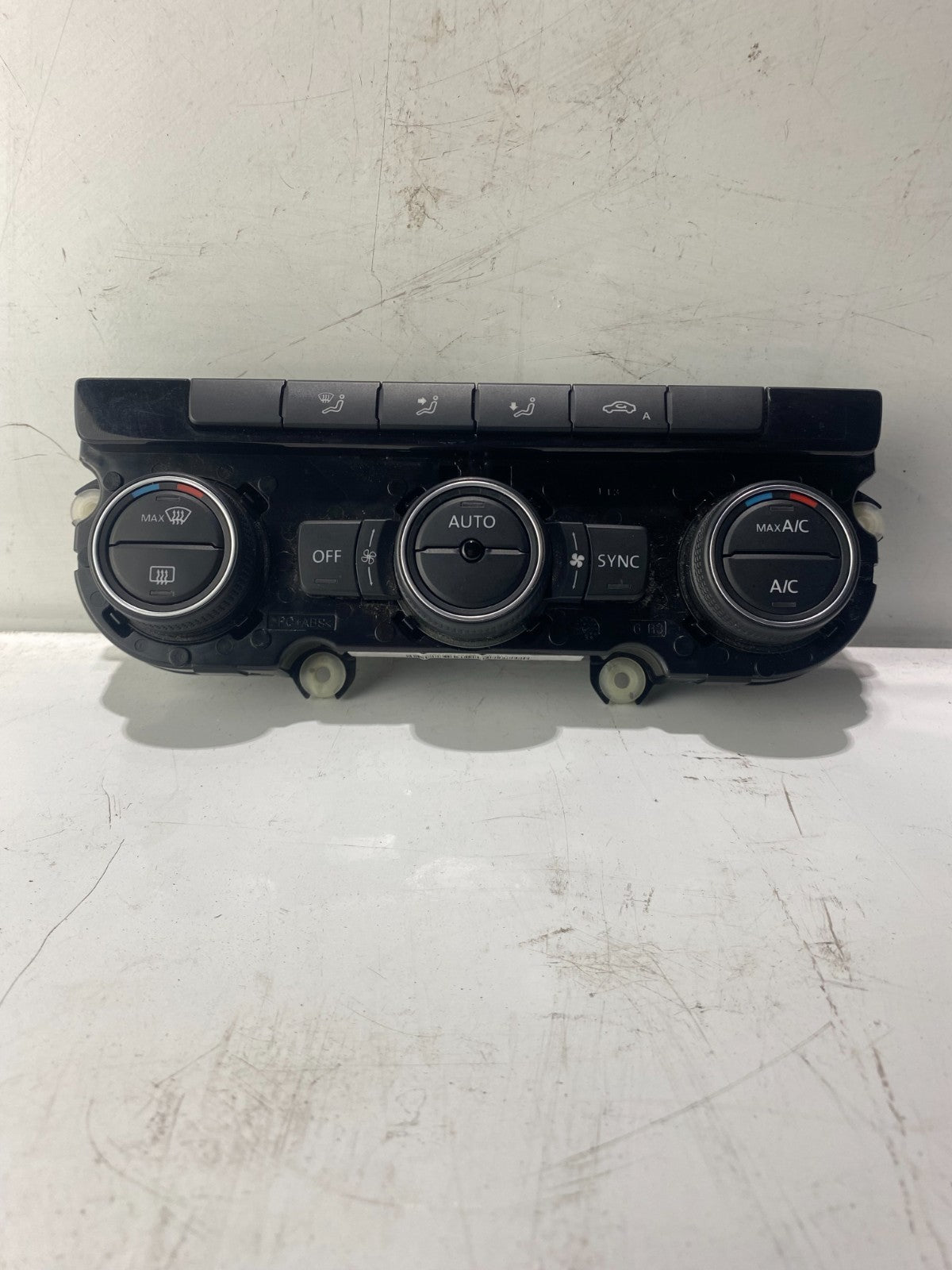 Volkswagen Caddy, Tiguan, Scirocco, Eos Climate Control Panel 1K8907044