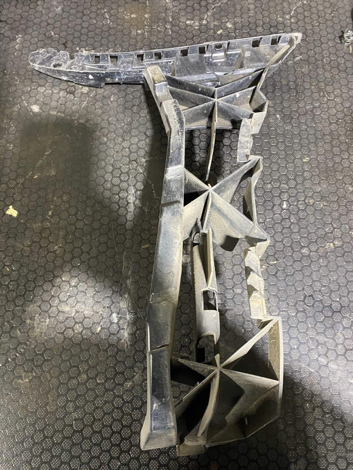 Mercedes-Benz C63s 2019-2021 Rear Right Bumper Bracket A2058805401