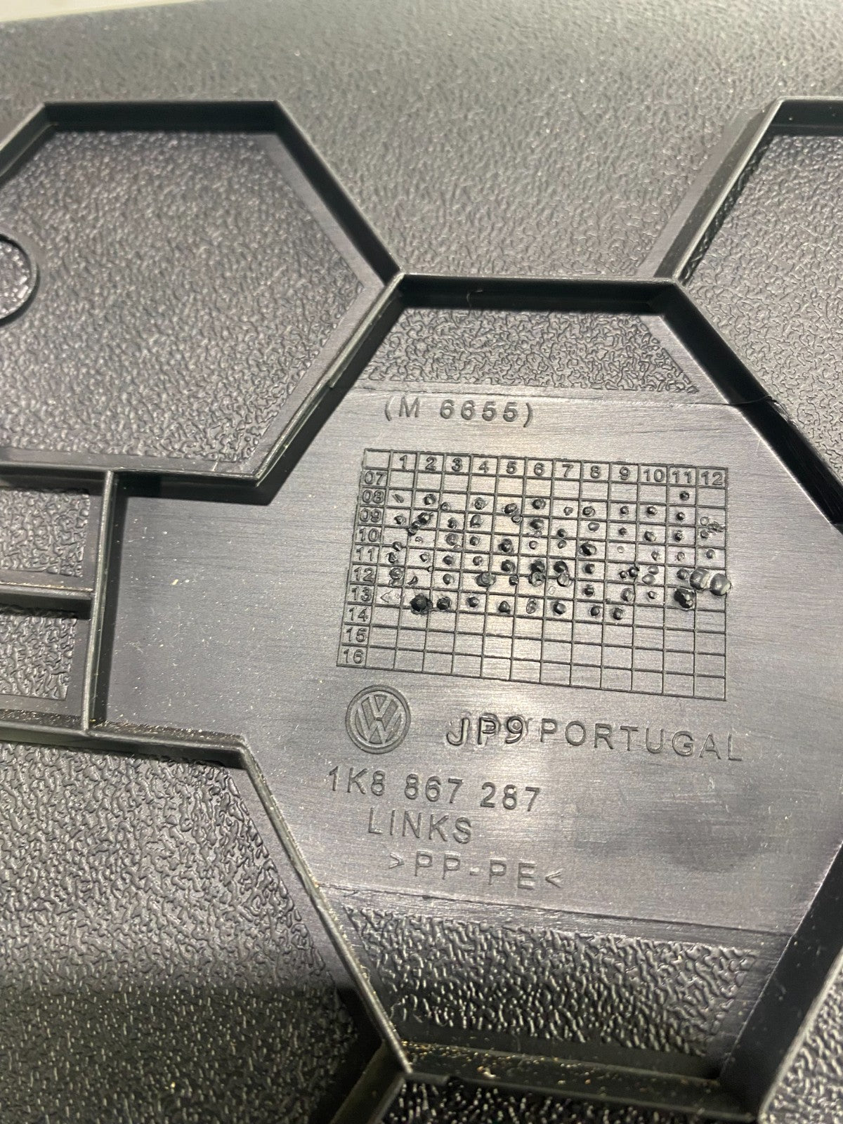 Volkswagen Scirocco 2008-2016 Scirocco C Pillar Set 1K8867287 1K8867288