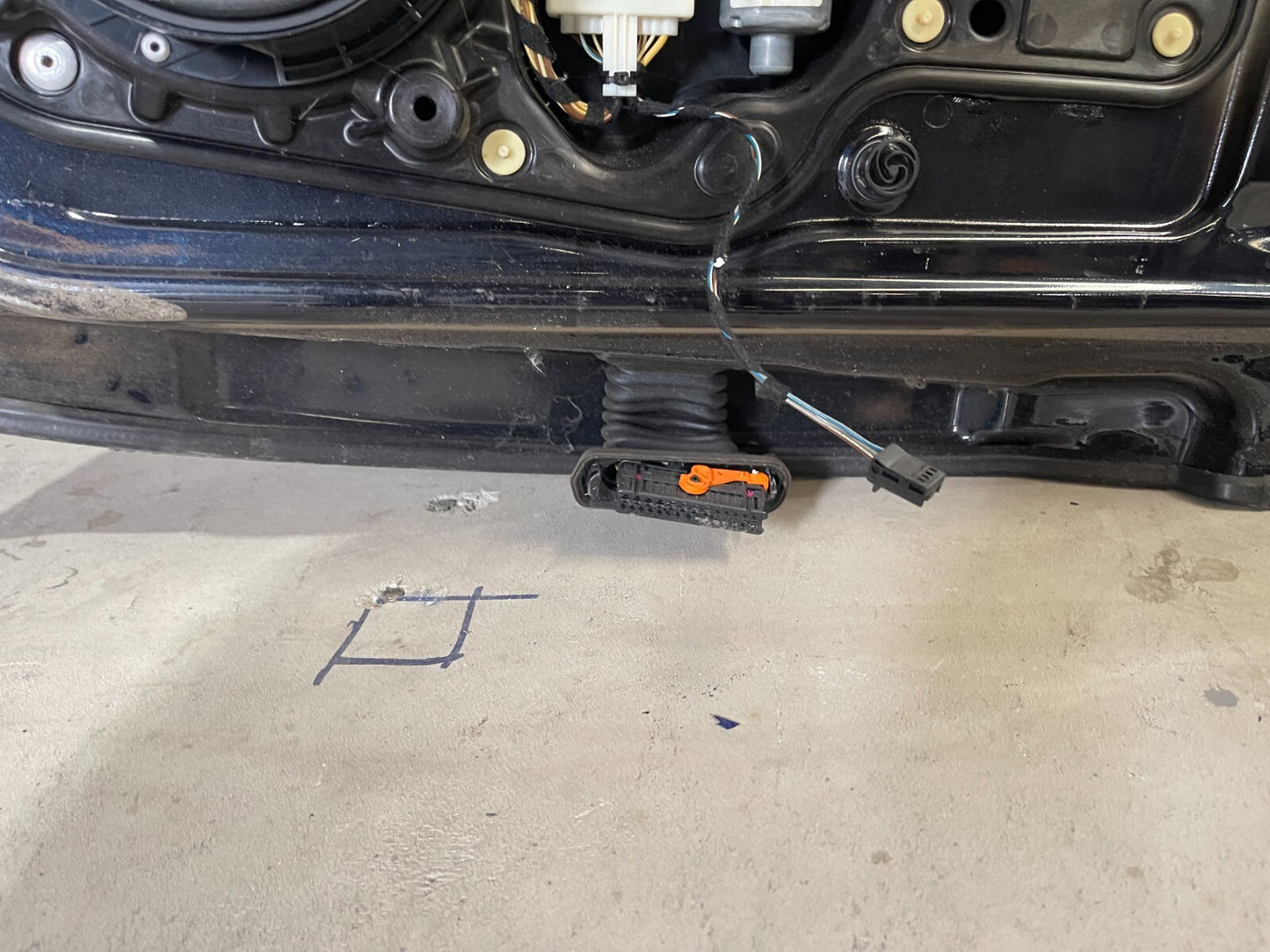 Volkswagen Golf MK6 Rear Left Door In Black *Freight Available*