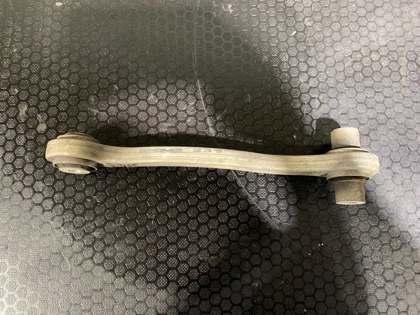 Mercedes-Benz Rear Control Arm A2043500653