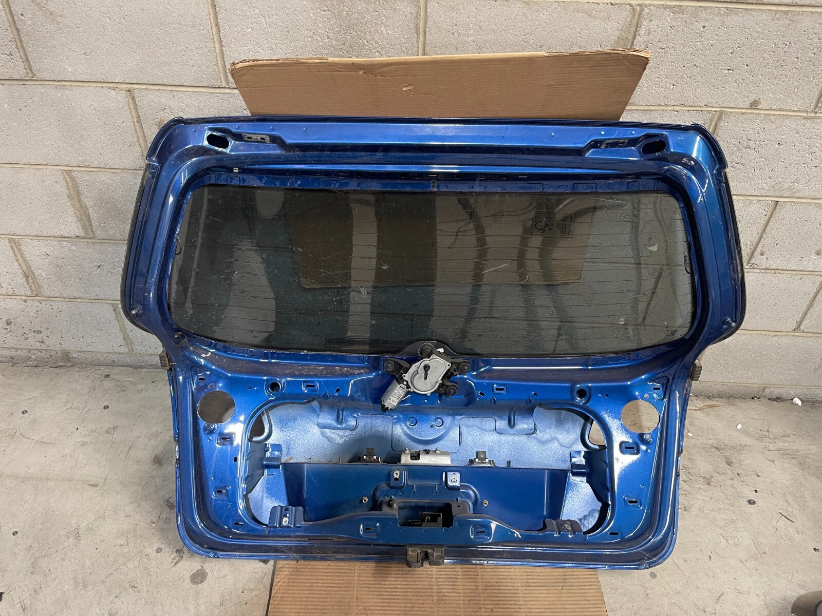 Volkswagen Passat R36 Wagon Boot / Trunk In Blue *Freight Available*