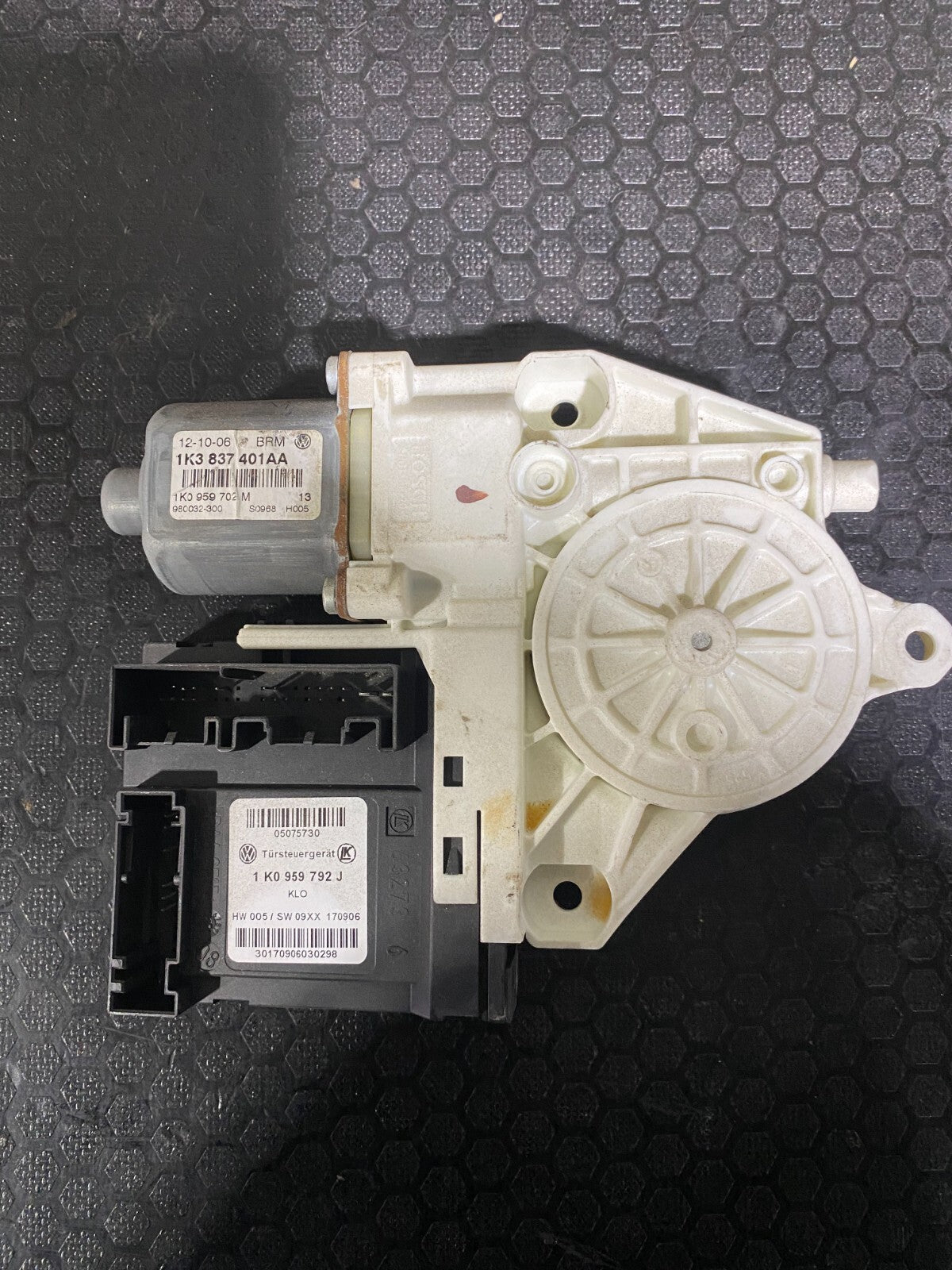 Volkswagen Window Motor 1K3837401AA