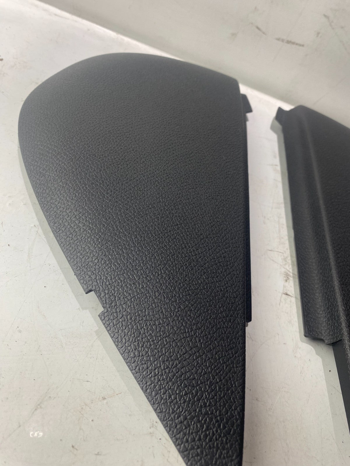 Volkswagen Scirocco, Eos Dashboard Side End Cap Trim Set 1Q0858247D 1Q0858248D