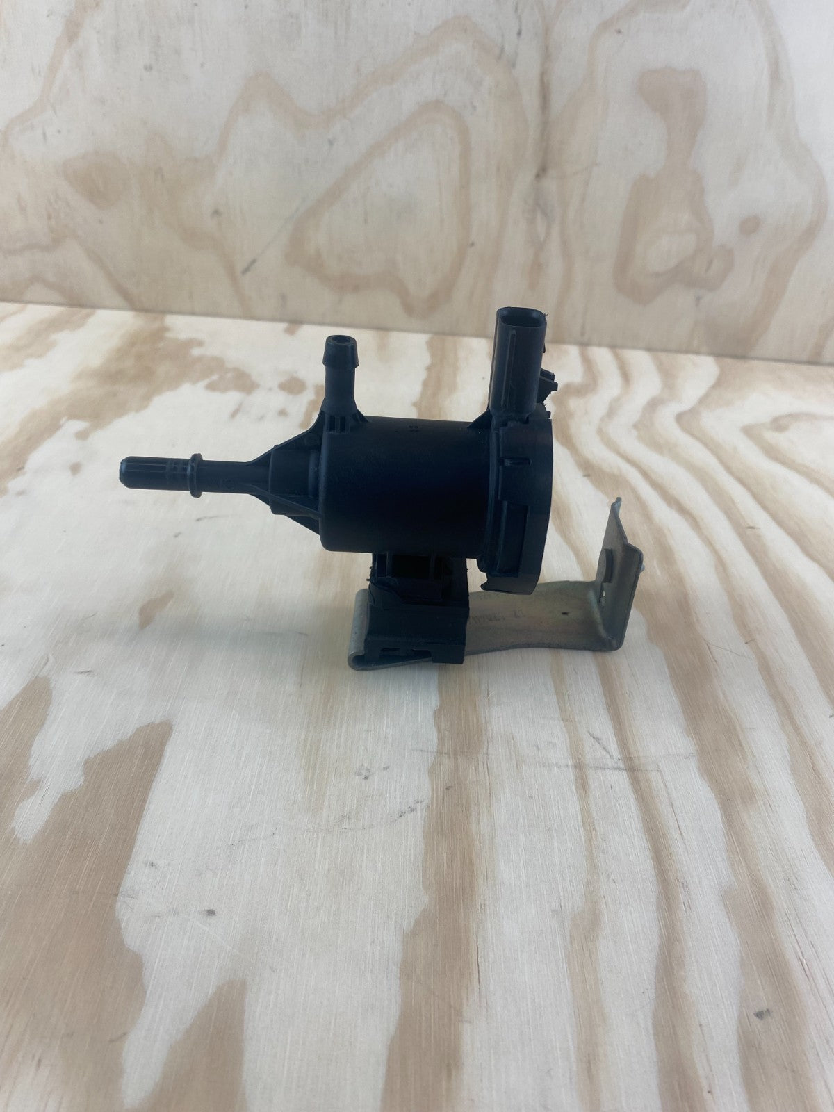 Mercedes-Benz CLA GLA A Class Fuel Purge Valve A0014760532