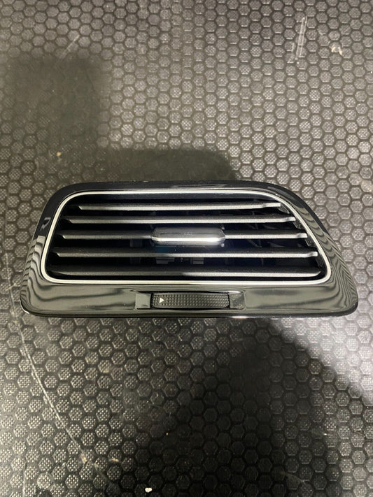 Volkswagen Golf MK7 Left Gloss Dash Air Vent 5G2819703