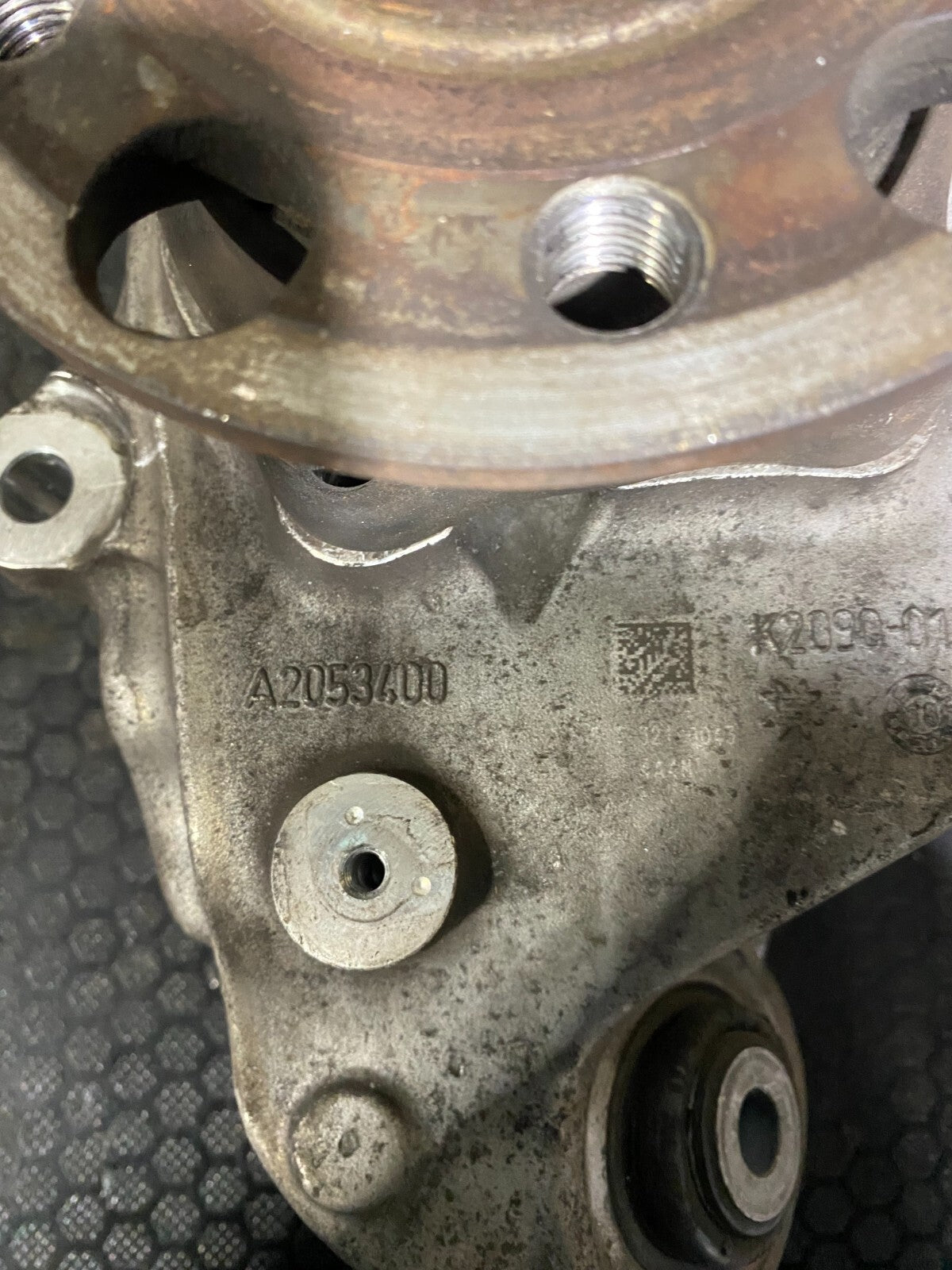 Mercedes-Benz C63s 2019-2021 Rear Right Hub A2053400