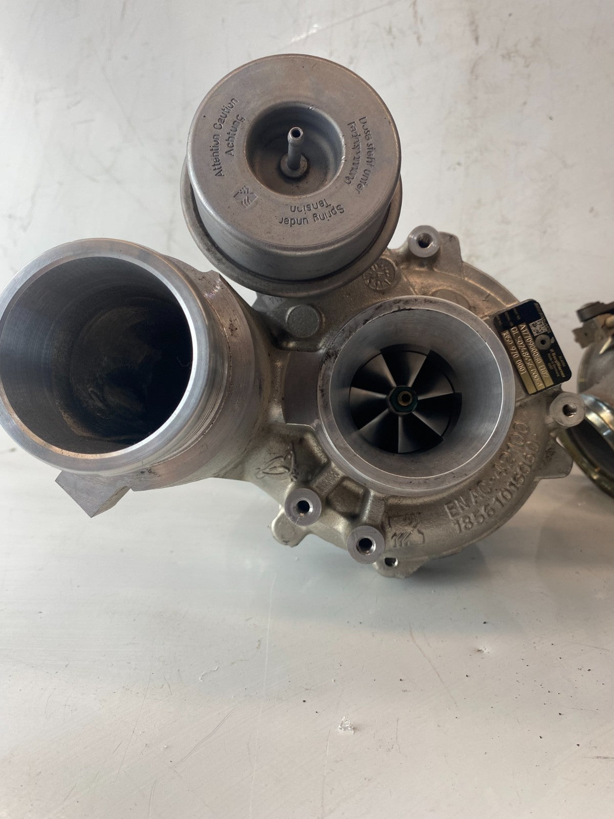 Mercedes-Benz M177 C63S AMG Turbochargers A1770900080 83,xxxKM (30 DAY WARRANTY)