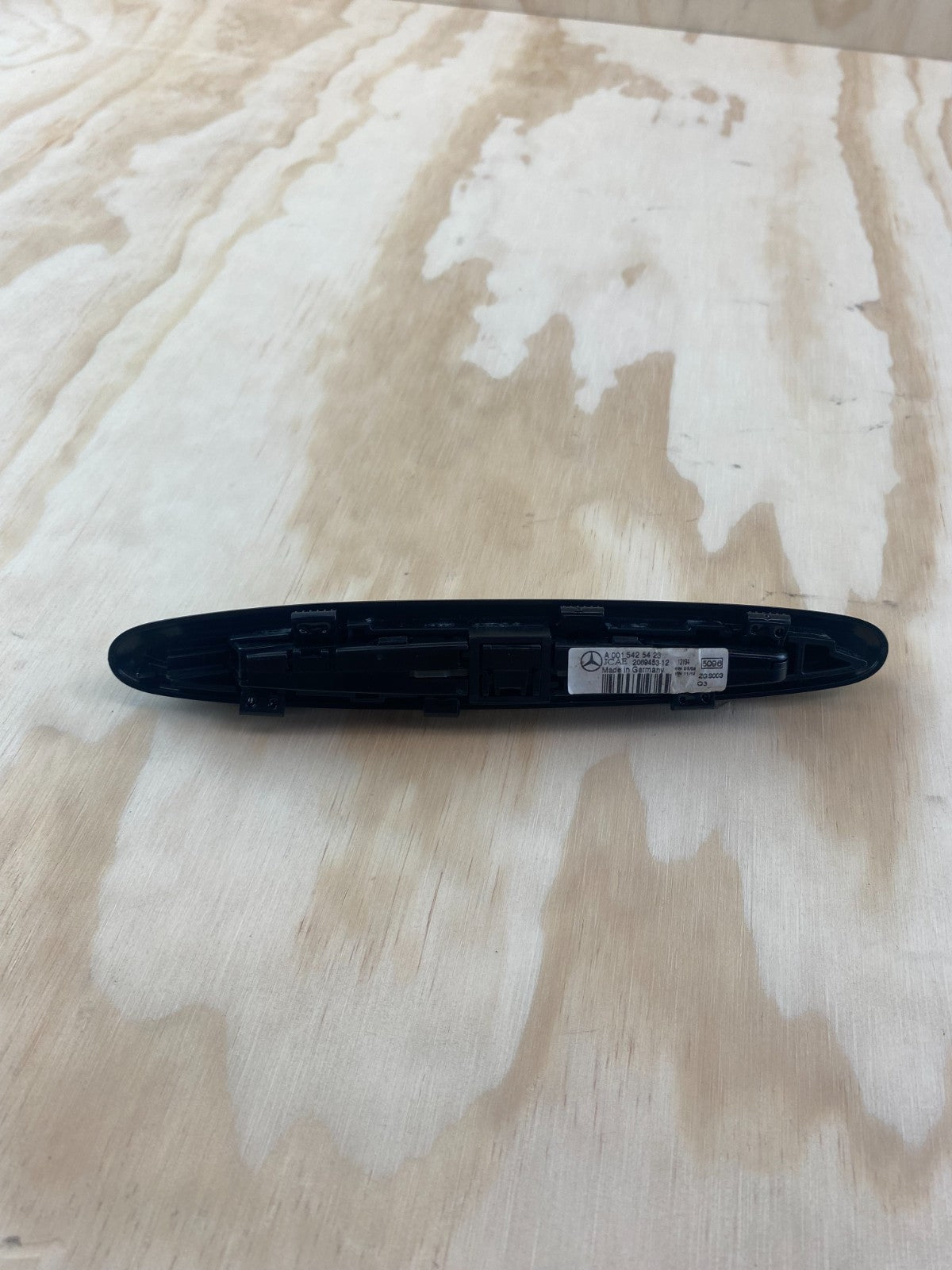 Mercedes-Benz CLA GLA A C Class Rear Parking Sensor Indicator A0015425423