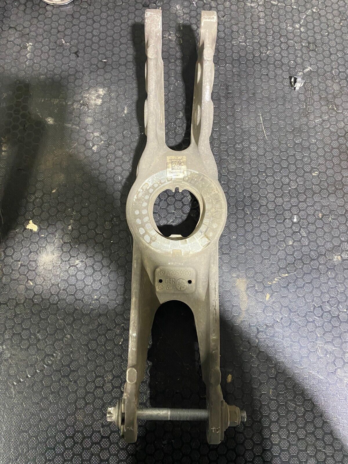 Mercedes-Benz C63s 2019-2021 Rear Left/Right Lower Suspension Arm A2059800