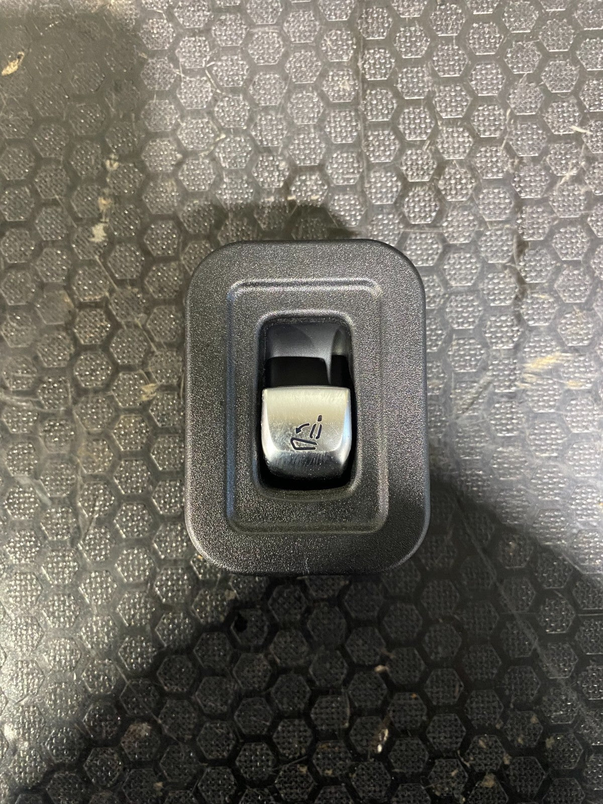 Mercedes-Benz C63s 2019-2021 Rear Right Back Seat Release Button A2059056511