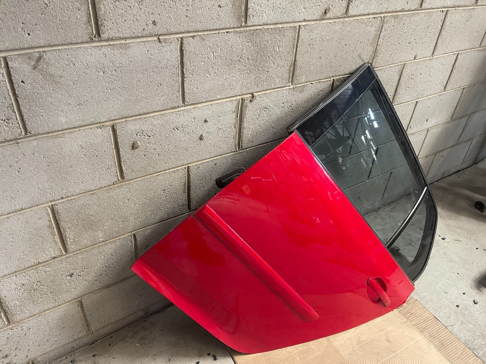 Volkswagen Golf MK5 Rear Left Door In Red *Freight Available*